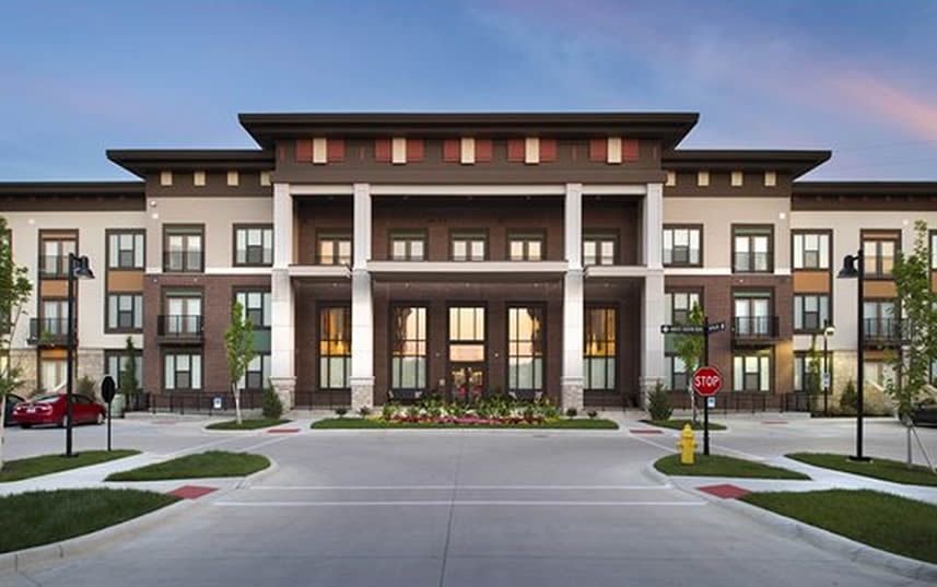 Commercial roofing at Oakley Apartments