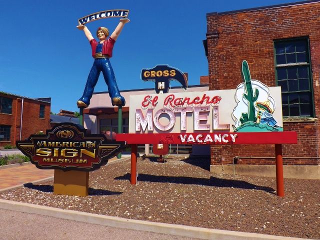Commercial roofing work at the Cincinnati Sign Museum